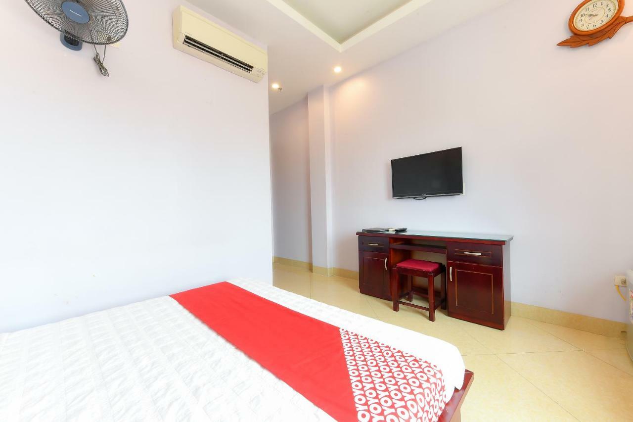 ไททานิก โฮเทล ใกล้โรงพยาบาลนามถั่งลอง Hotel ฮานอย ภายนอก รูปภาพ